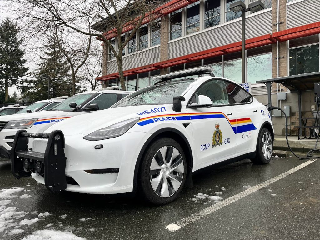 model y rcmp side