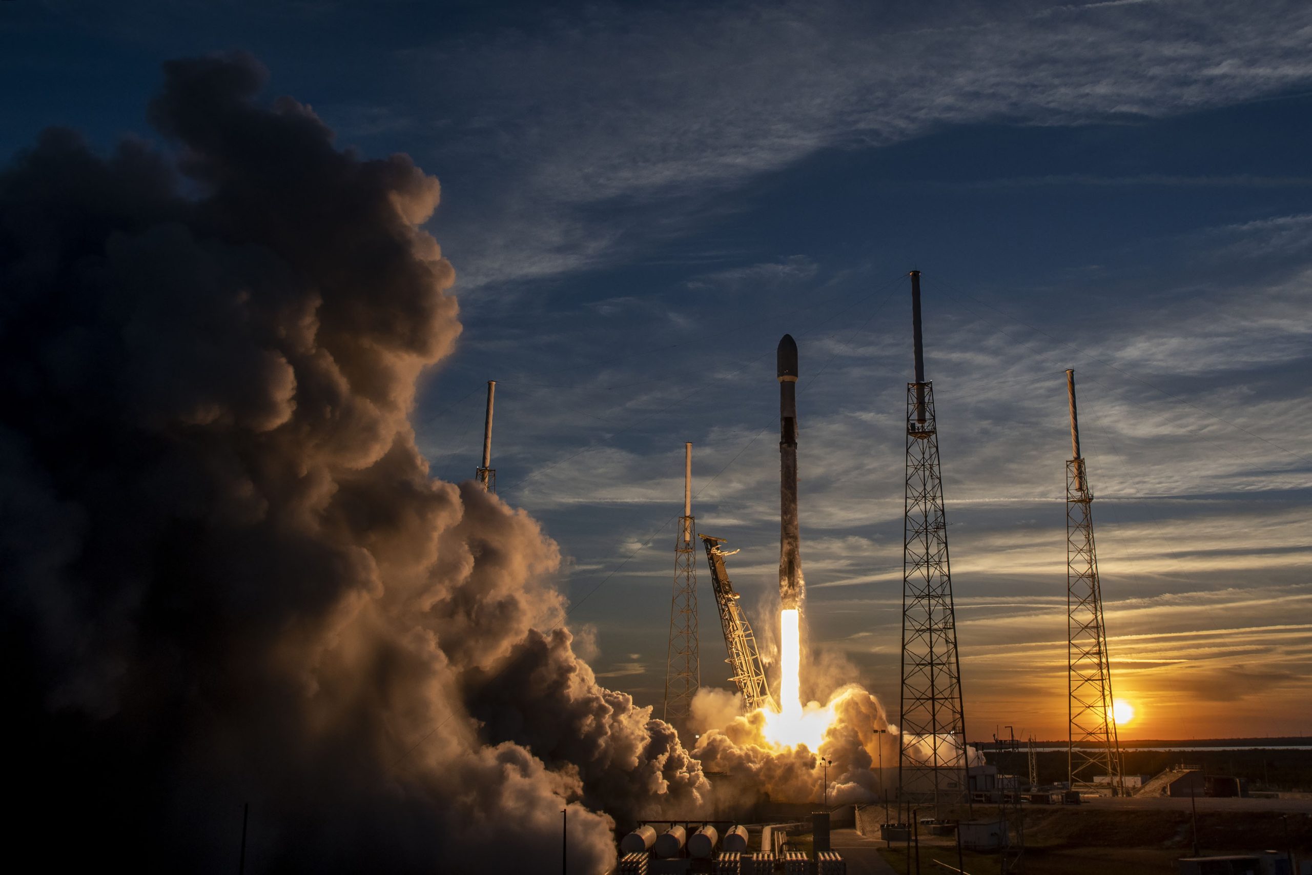 Spacex Launches Starlink V2 Mini Satellites Nails 100th Consecutive