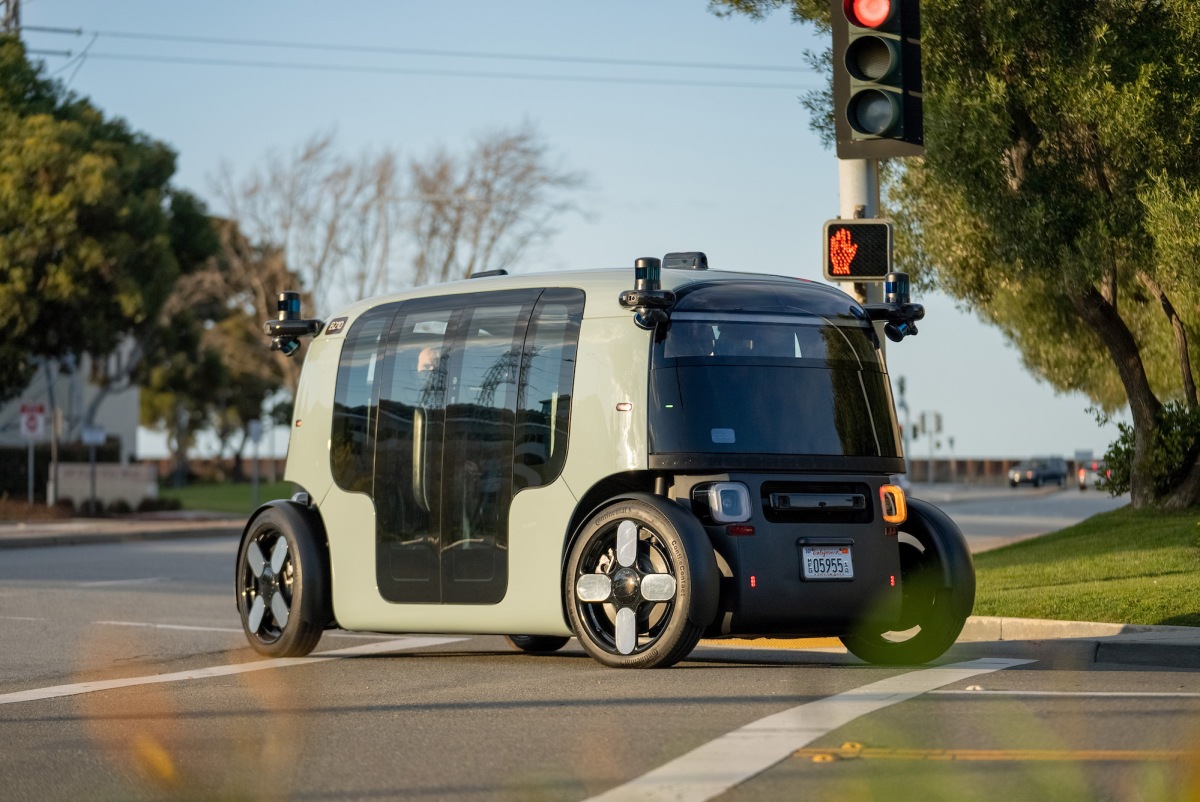 Zoox autonomous robotaxi’s hit the street in Las Vegas Drive Tesla