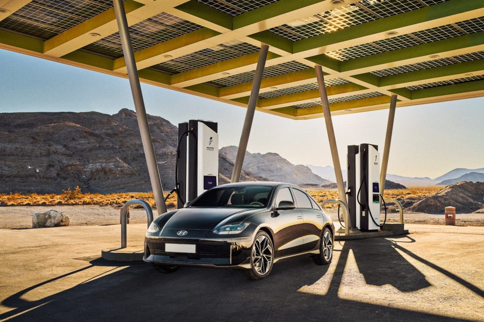 Small-1004-ElectrifyAmericaAnnouncesTwoYearsofComplimentaryChargingforHyundai2023IONIQ6Owners
