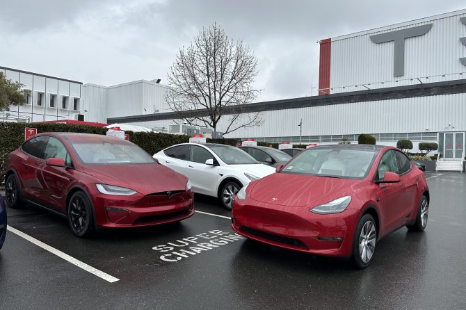 ultra red comparison