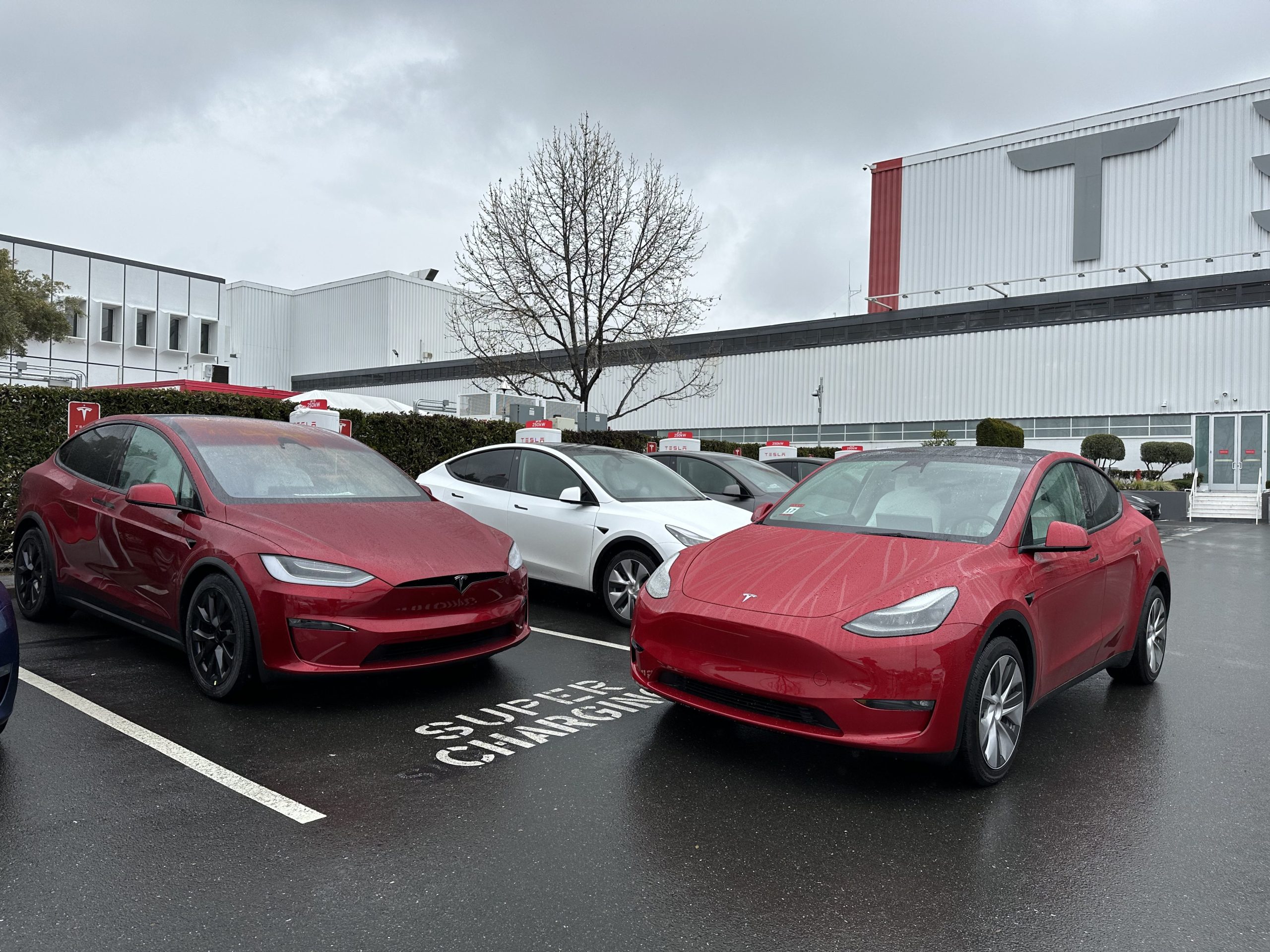 Tesla's new Ultra Red gets realworld comparison with MultiCoat Red