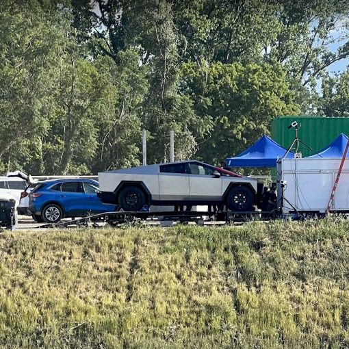 cybertruck giga texas