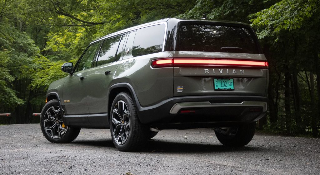 rivian r1s