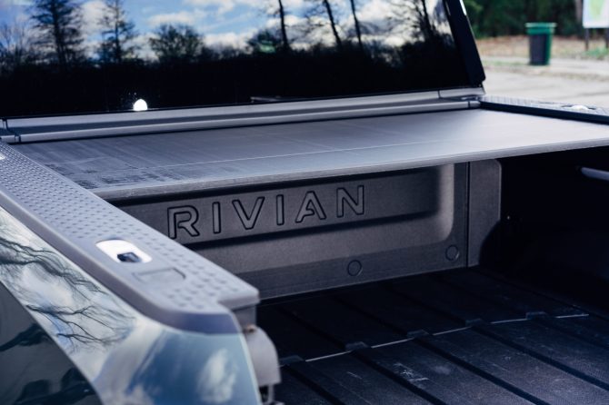 rivian tonneau
