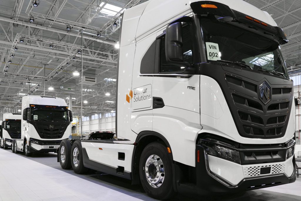 nikola-tre-production-line