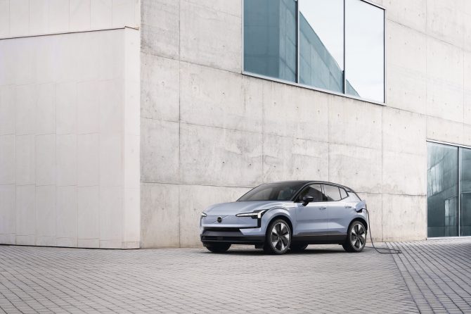 Volvo EX30 exterior