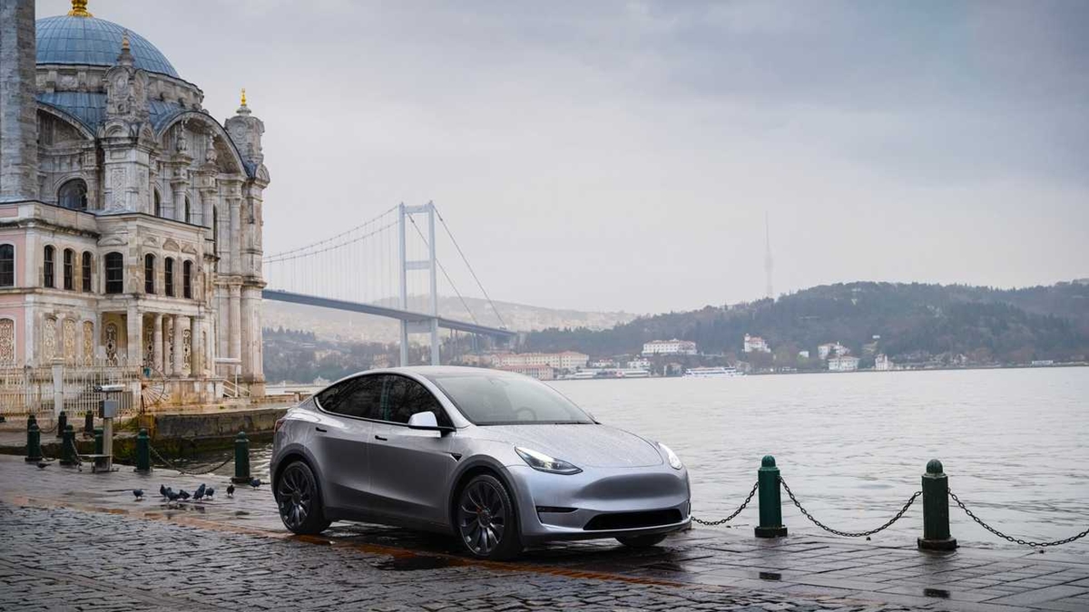 Tesla increases Model Y price in Türkiye and discounts Model 3 in Thailand