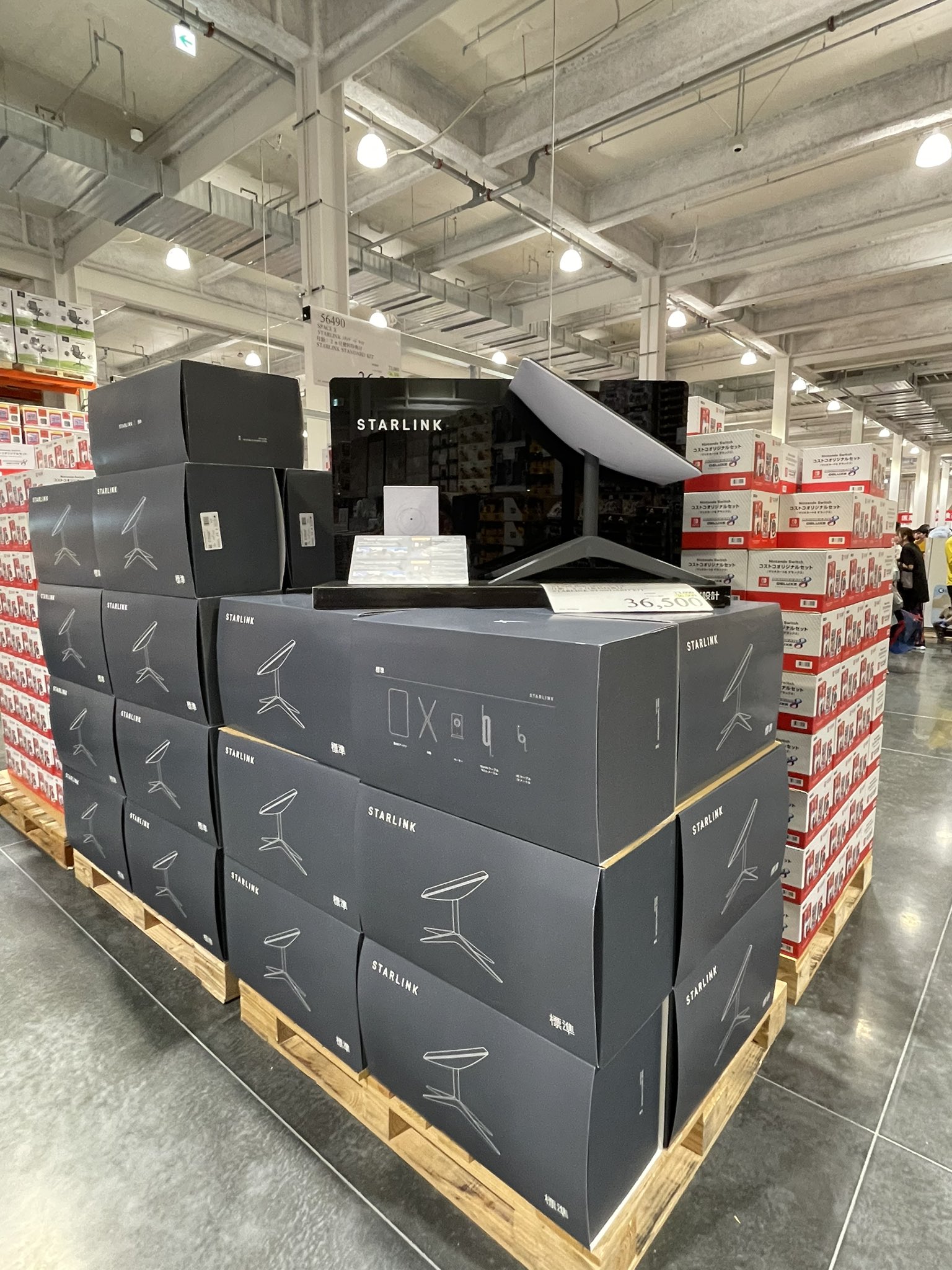 SpaceX starts selling Starlink kits at Costco in Japan - Drive Tesla