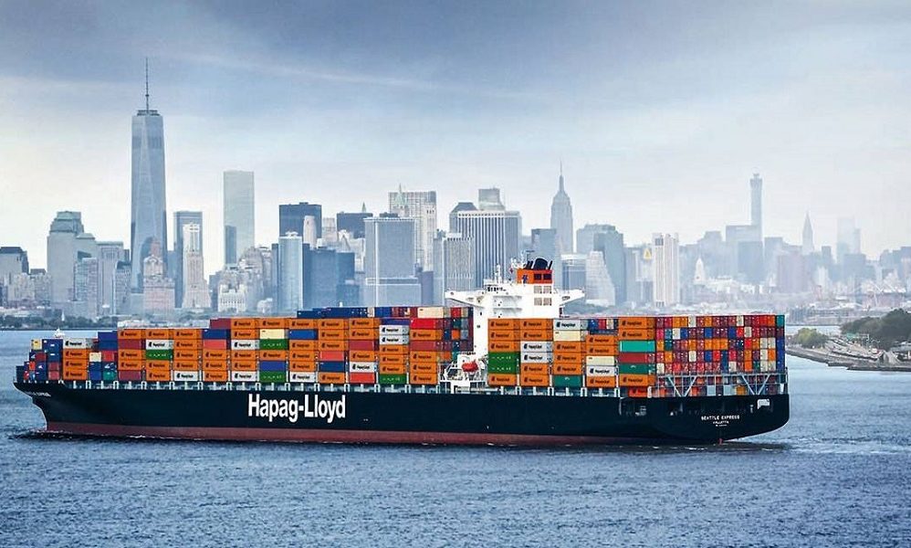 Hapag-Lloyd vessel
