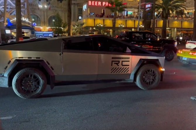 Tesla Cybertruck