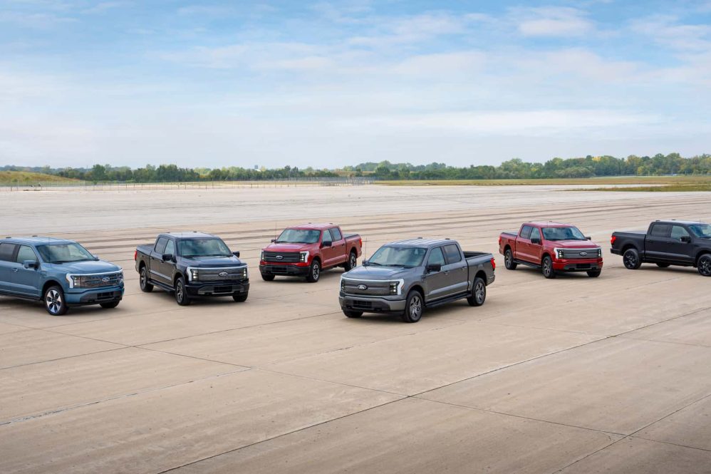 2024-ford-f-150-lightning-family