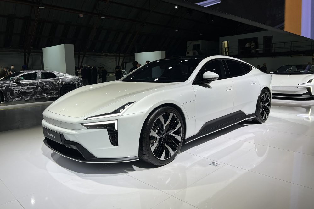 polestar 5 side front