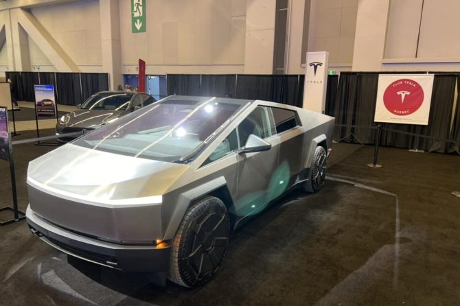 cybertruck montreal auto show