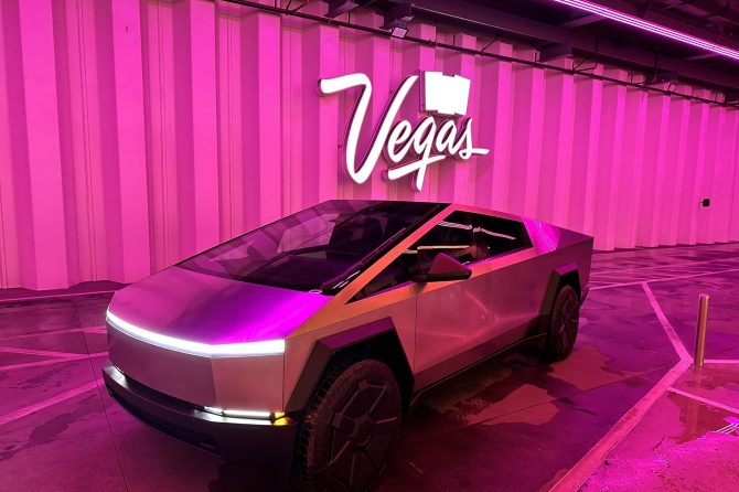 cybertruck vegas loop
