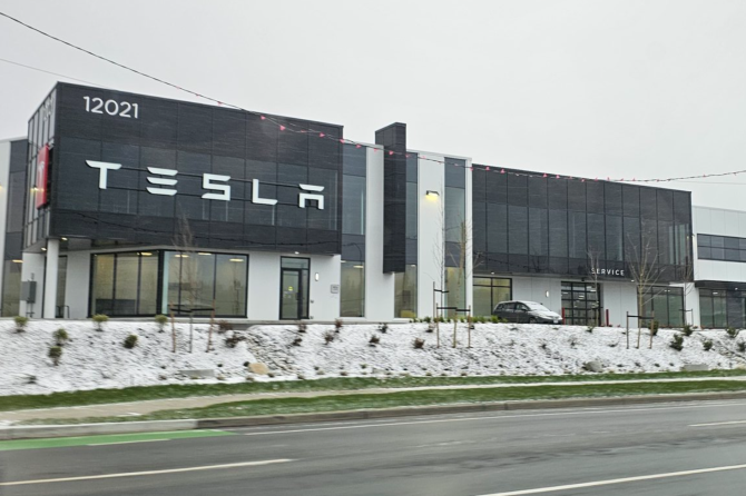 tesla-surrey-1
