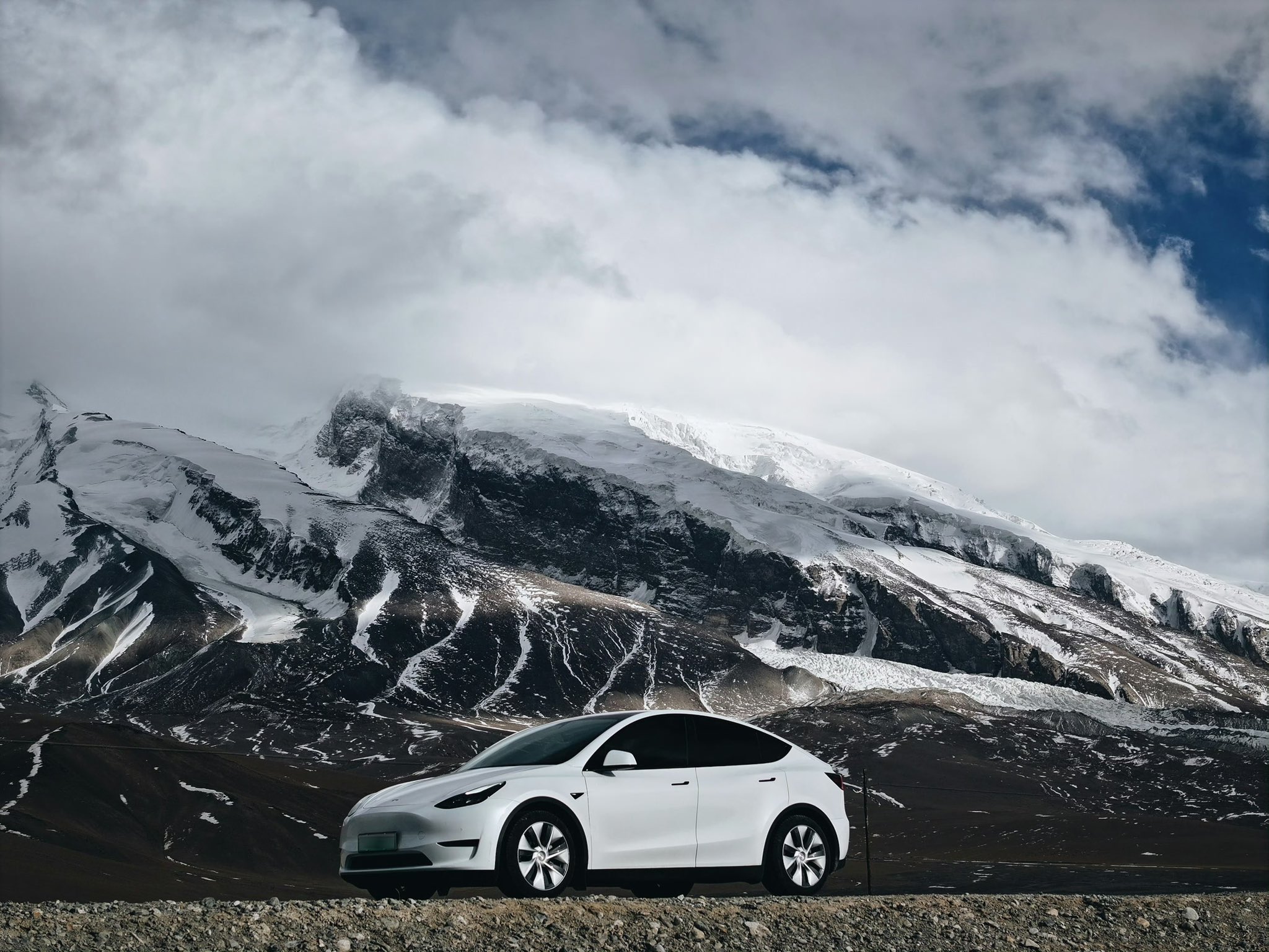 Tesla Model Y Was China’s Best-Selling NEV in 1H 2024 - Drive Tesla