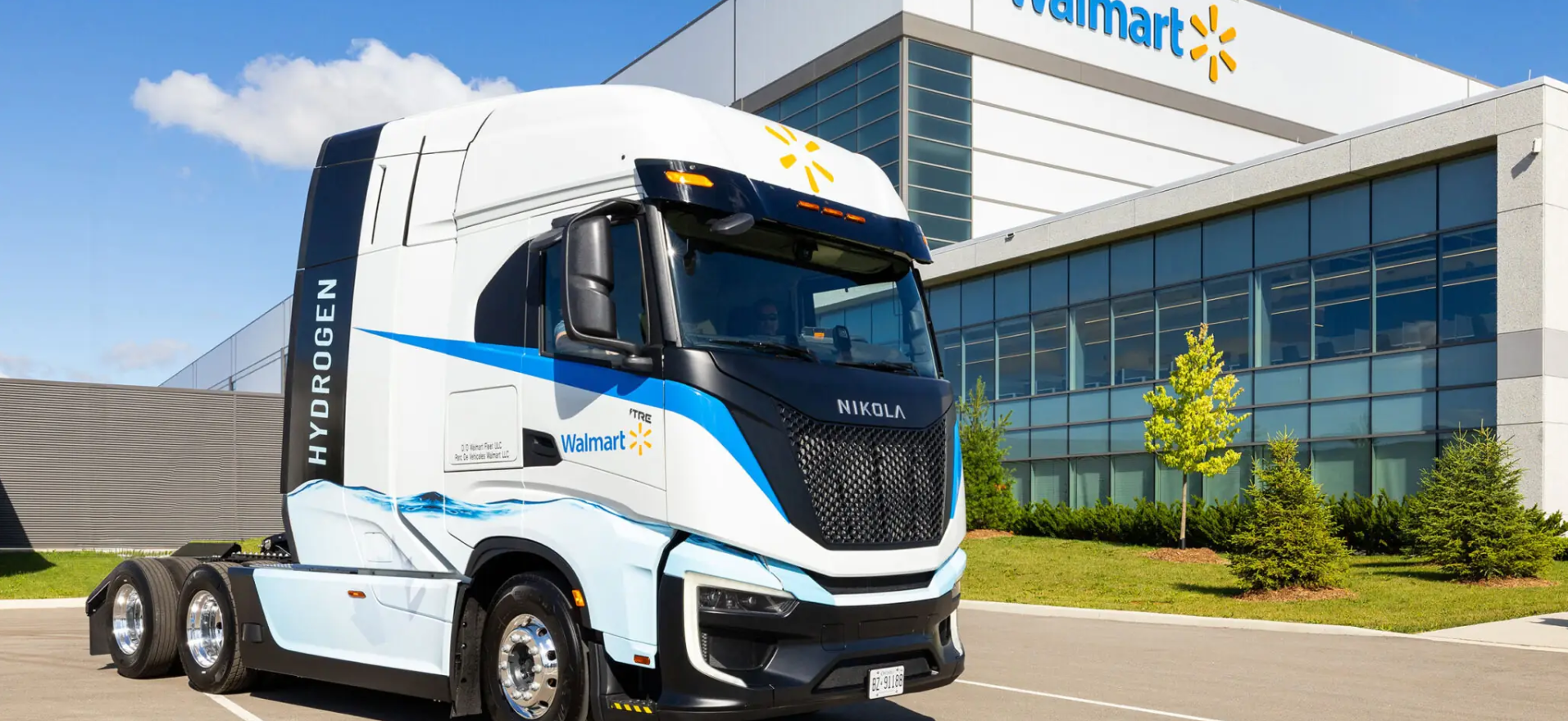 Walmart Canada Introduces First Hydrogen Fuel Cell Electric Semi Truck in Mississauga