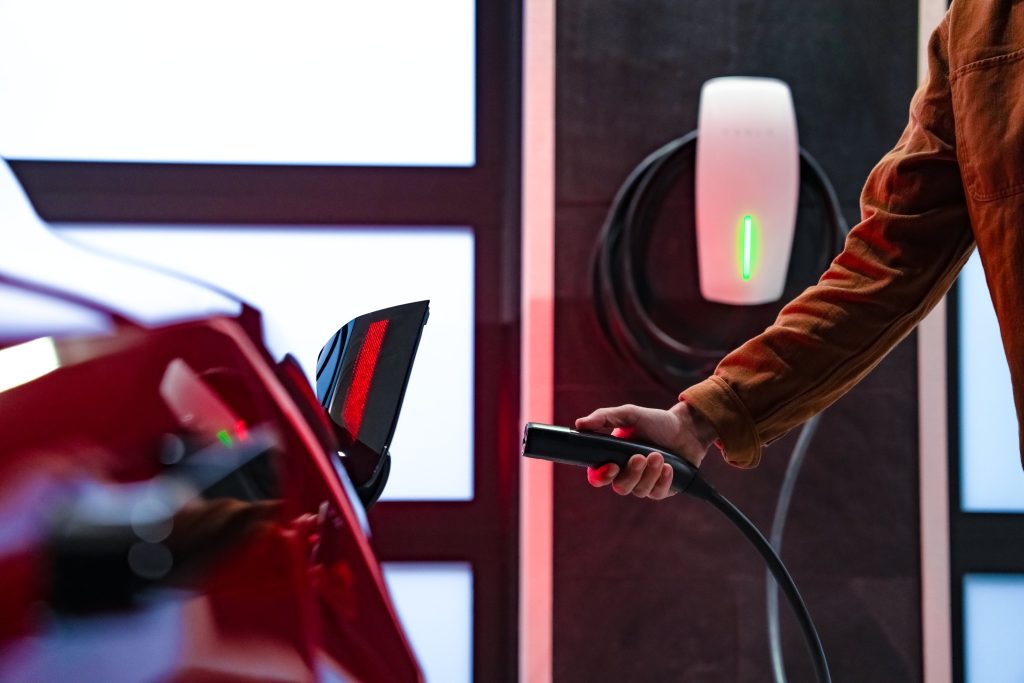 tesla-charging