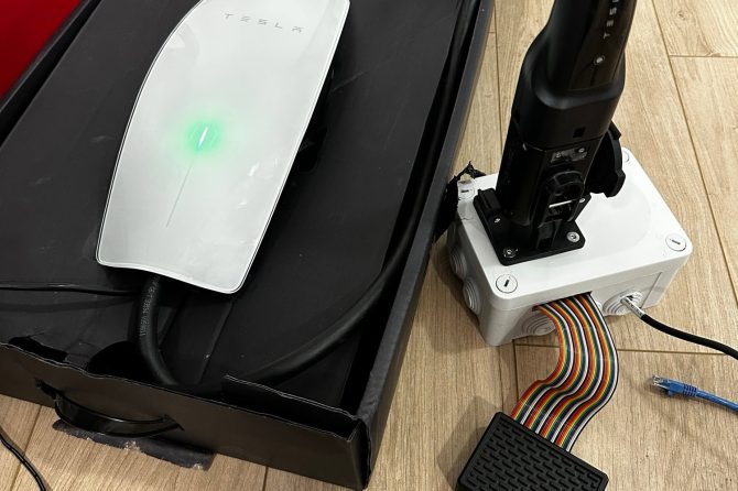 synacktic tesla wall connector