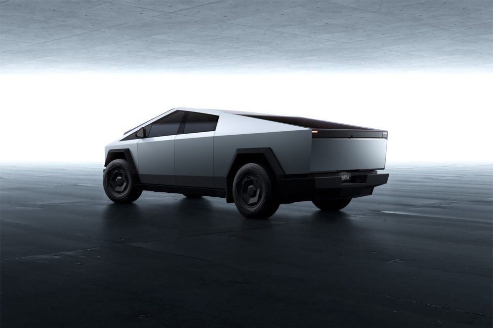 cybertruck-rwd-rear-lights