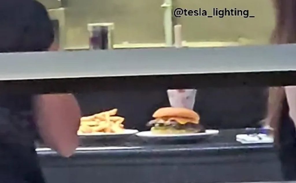 tesla-diner-food