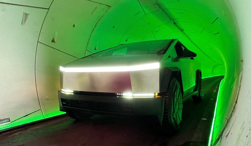 cybertruck vegas loop