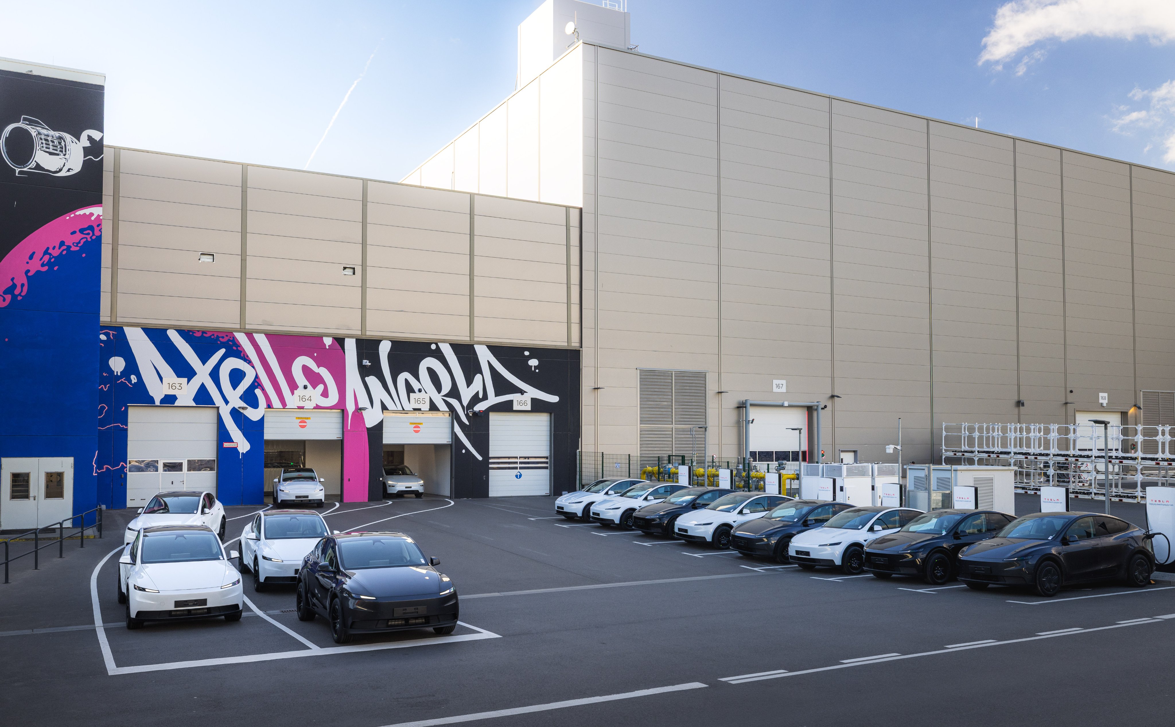 Tesla Sales Rebound in Canada as Model Y Nearly Doubles — additional image