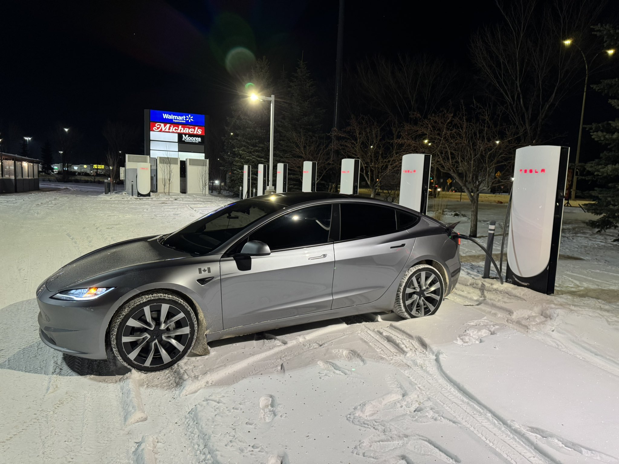 Tesla opens new V4 Supercharger in North Edmonton [Alberta]