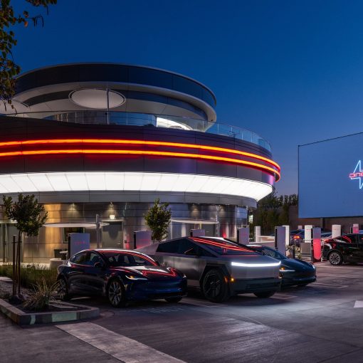 Tesla Supercharger Diner in Los Angeles