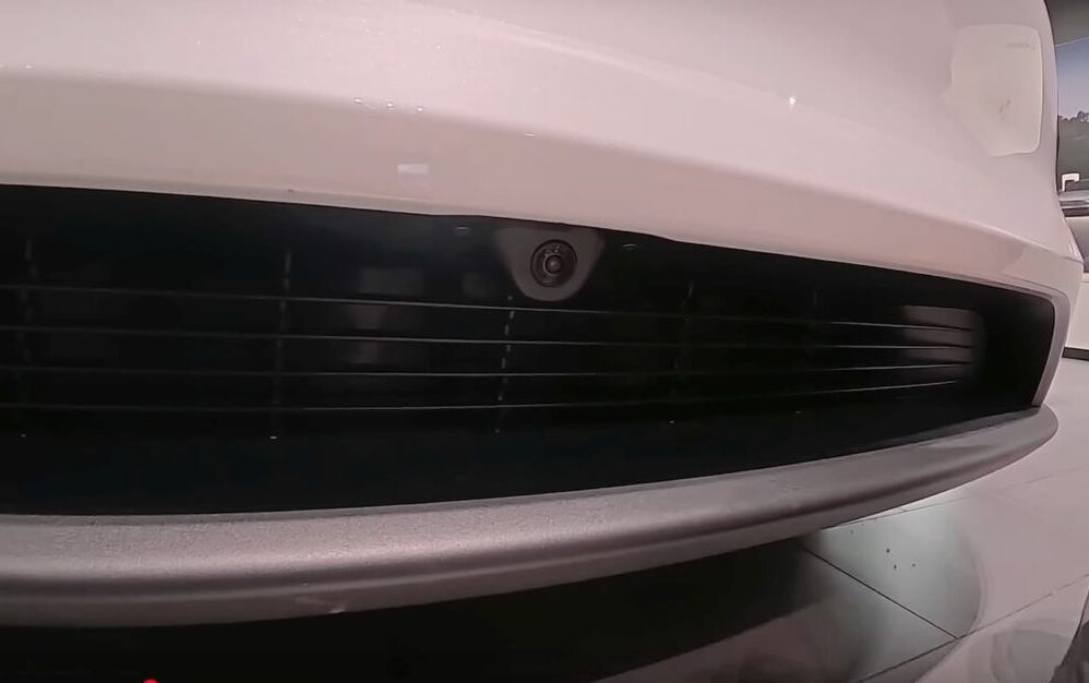 2025-Tesla-Model-Y-Juniper-front-bumper-camera