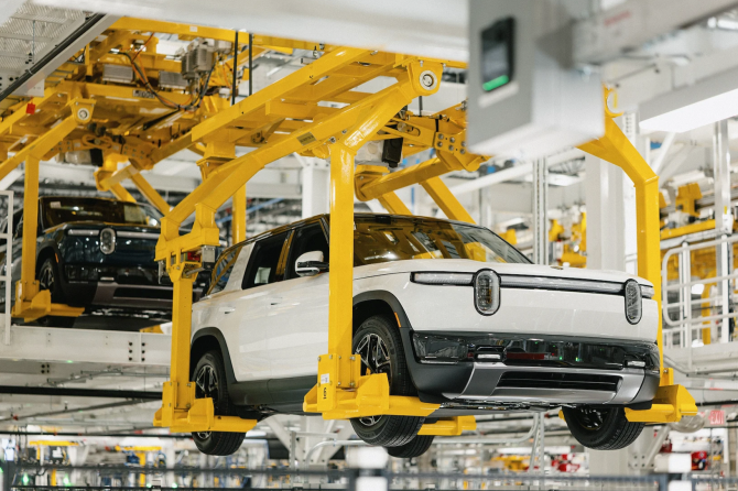 rivian r2 production