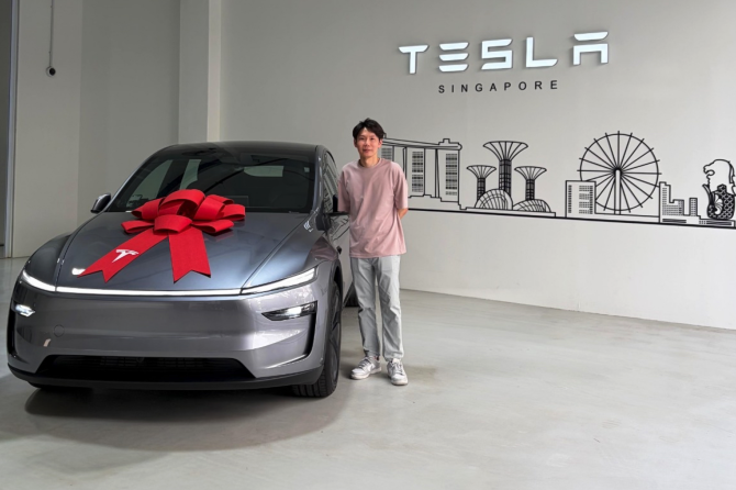 tesla singapore