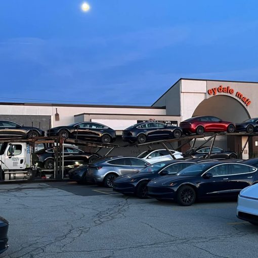 model 3 premium rwd arriving canada