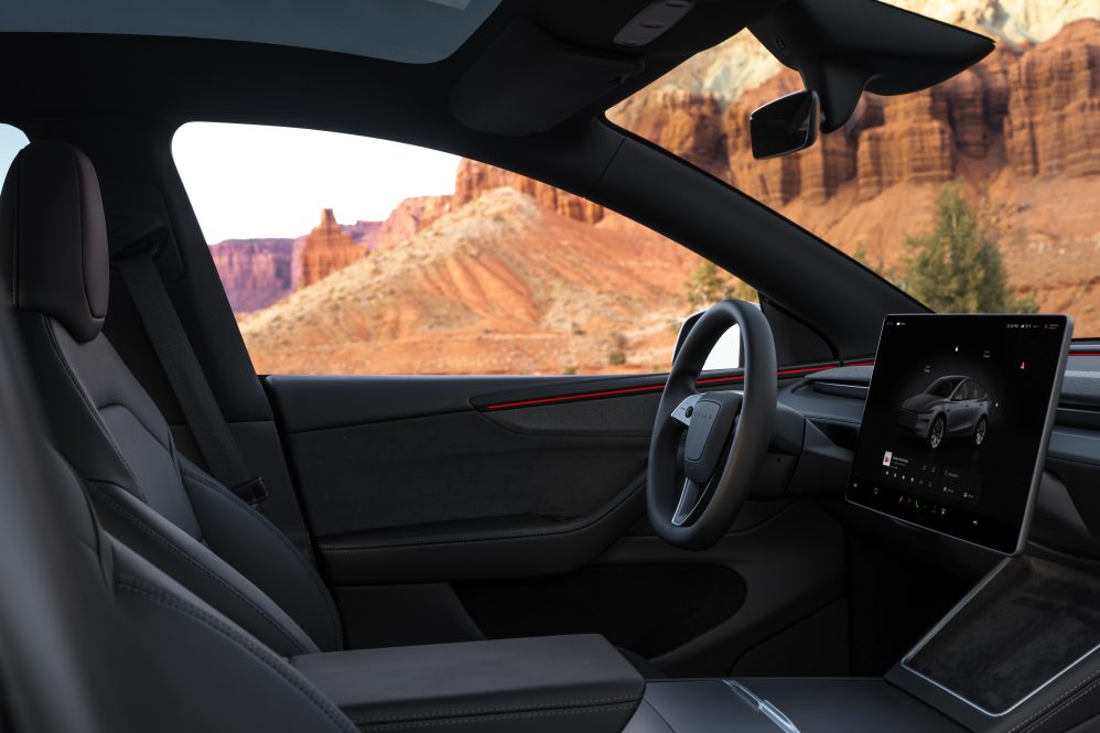 black headliner modely