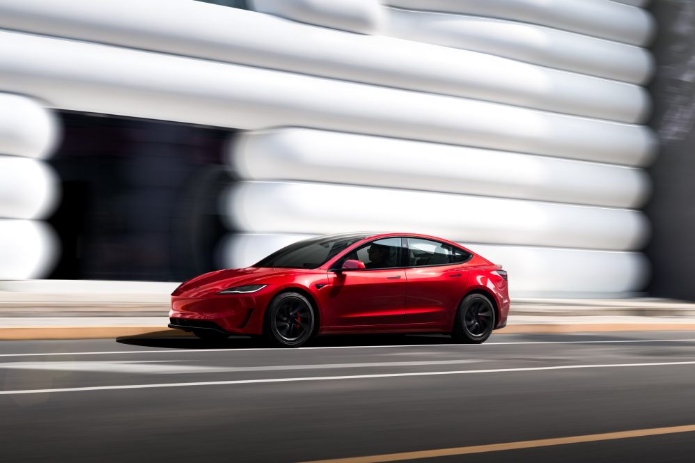 model3 red