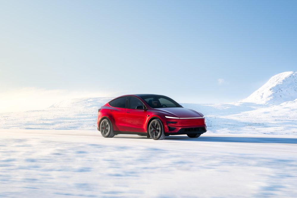 modely performance in the snow