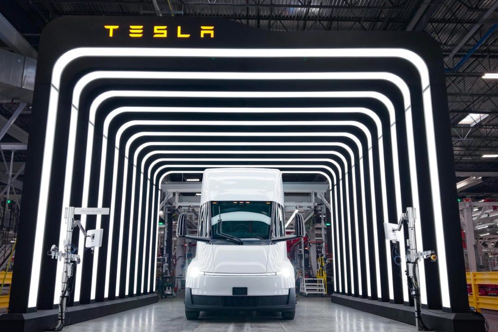 tesla semi end of line