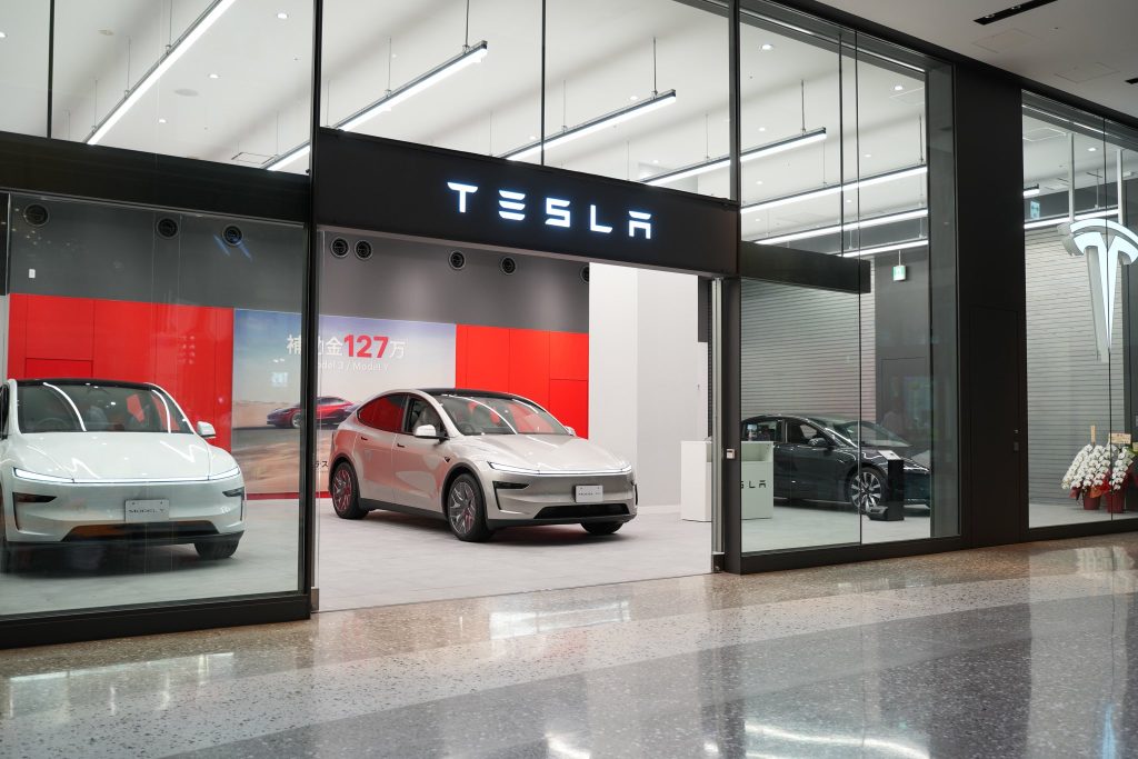 tesla japan