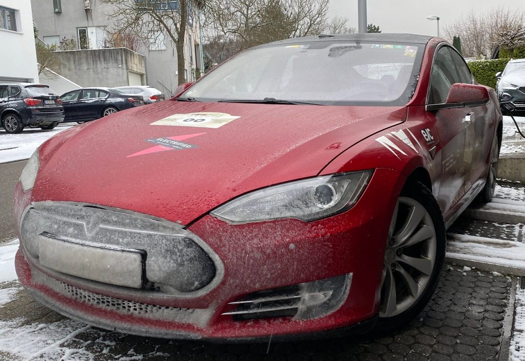 3 million km tesla model s