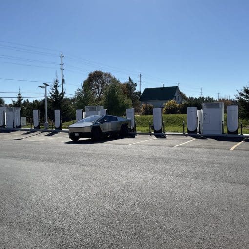 kingston tesla supercharger
