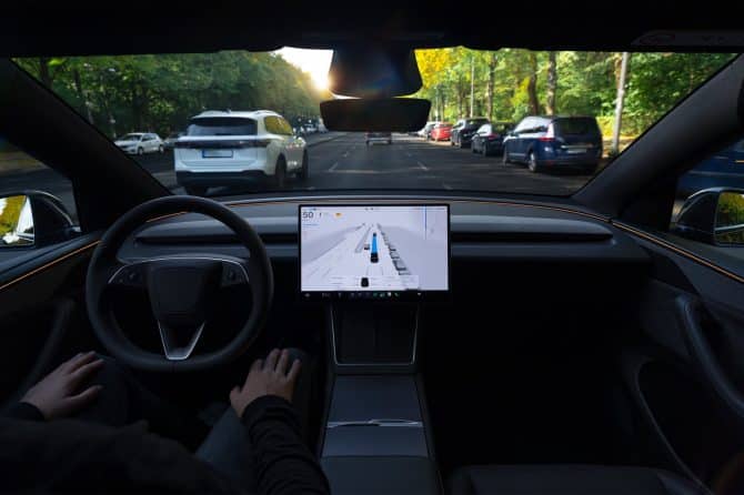 tesla on full self-driving in slovakia