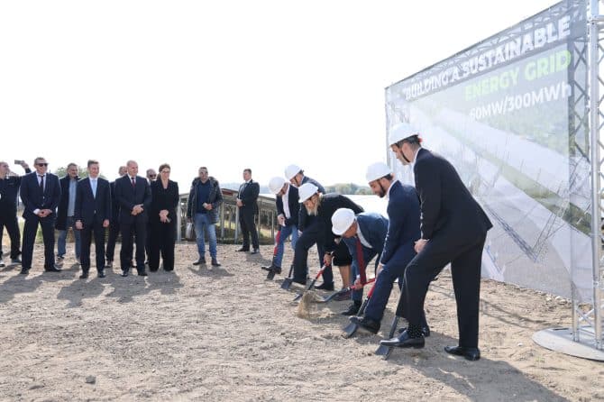 Officials in hard hats break ground at Battery Park Tvarditsa in Bulgaria's Sliven region